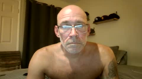 wingnutt765733 online show from 10/03/25, 06:43