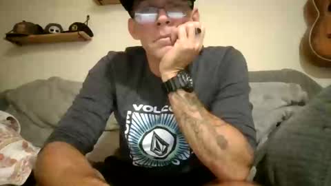 wingnutt765733 online show from 12/04/25, 07:17