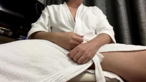 Winniethephoota online show from 12/16/24, 11:28