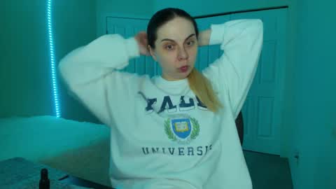 Winter Miracle online show from 02/22/25, 01:00