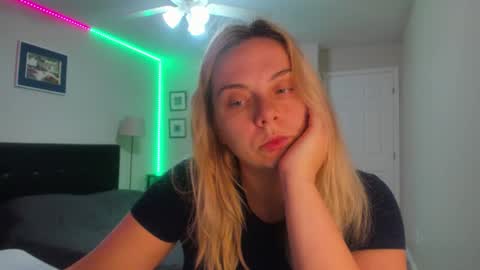 Winter Miracle online show from 09/22/25, 06:26