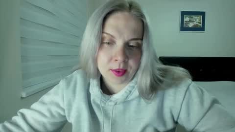 Winter Miracle online show from 04/17/26, 05:43