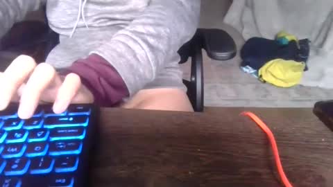 wintersnow2934853 online show from 04/02/26, 04:59