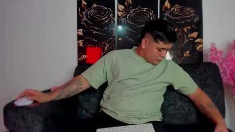 Snapshot of winy_hot chatting on 02/18/26, 05:36 winy_hot online show from 02/18/26, 05:36