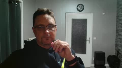 Dirty online show from 04/11/26, 05:39