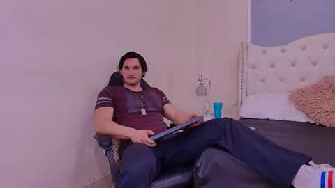 Wiston online show from 03/17/26, 01:14