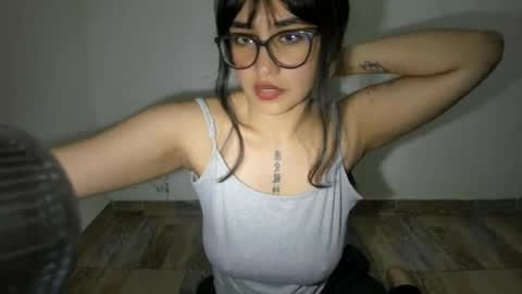 witch_3333 online show from 08/03/26, 04:33