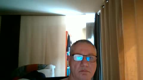Snapshot of wixer1970 chatting on 05/31/26, 01:18 wixer1970 online show from 05/31/26, 01:18