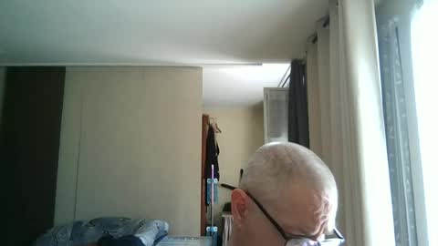 Snapshot of wixer1970 chatting on 06/29/26, 11:21 wixer1970 online show from 06/29/26, 11:21
