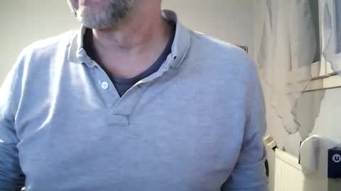 Snapshot of wizz_me chatting on 03/19/26, 08:51 wizz_me online show from 03/19/26, 08:51