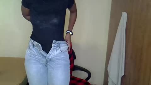 girlie o online show from 01/10/25, 08:40