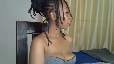 girlie o online show from 03/11/25, 11:55