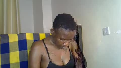 girlie o online show from 03/12/25, 06:07