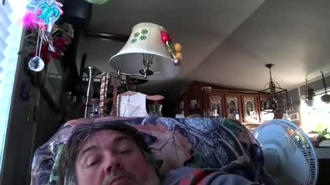 Snapshot of wldlife chatting on 06/20/26, 10:34 wldlife online show from 06/20/26, 10:34