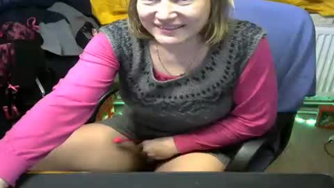 wleslymosw online show from 12/18/24, 07:41