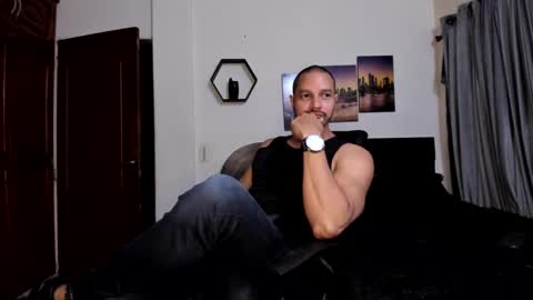 Snapshot of wncmodels chatting on 09/24/25, 03:21 Magnus Dark independent model online show from 09/24/25, 03:21