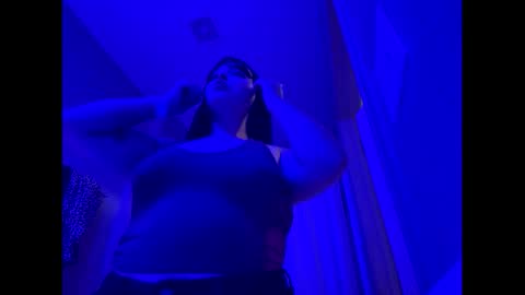 woahtreasureee online show from 03/13/26, 08:43