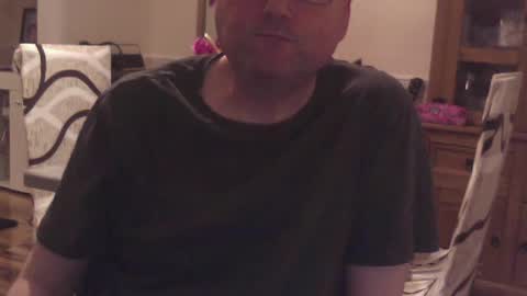 Snapshot of wobble444 chatting on 06/18/26, 12:00 wobble444 online show from 06/18/26, 12:00
