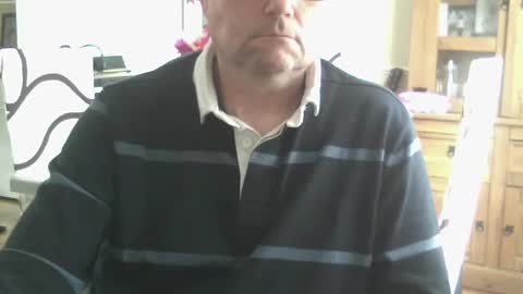 Snapshot of wobble444 chatting on 06/18/26, 10:09 wobble444 online show from 06/18/26, 10:09