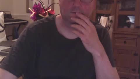 Snapshot of wobble444 chatting on 06/22/26, 11:35 wobble444 online show from 06/22/26, 11:35
