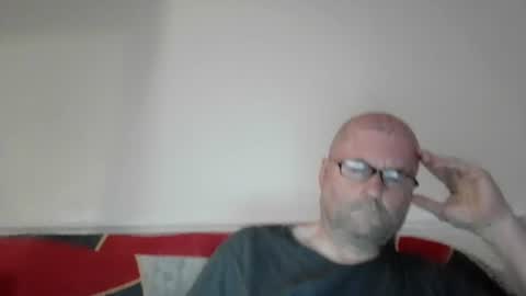 Snapshot of wobble444 chatting on 07/11/26, 01:08 wobble444 online show from 07/11/26, 01:08