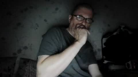 Snapshot of wobble444 chatting on 07/14/26, 01:19 wobble444 online show from 07/14/26, 01:19