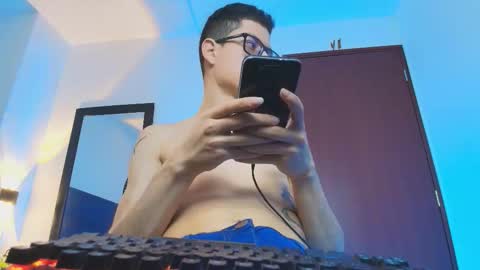  W O L F  online show from 02/02/26, 11:42