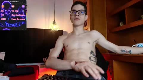  W O L F  online show from 04/11/26, 11:25