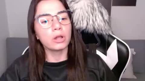 Alex online show from 09/26/25, 02:59