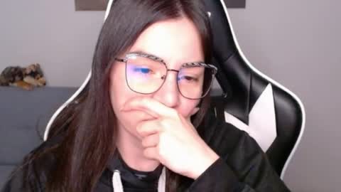Alex online show from 07/12/26, 02:24