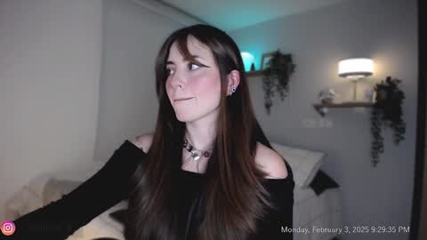   online show from 02/04/25, 02:28