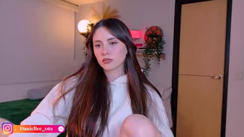   online show from 02/10/26, 03:32