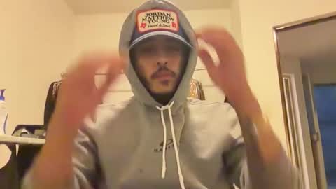 wolfywolf69465 online show from 05/04/26, 01:56