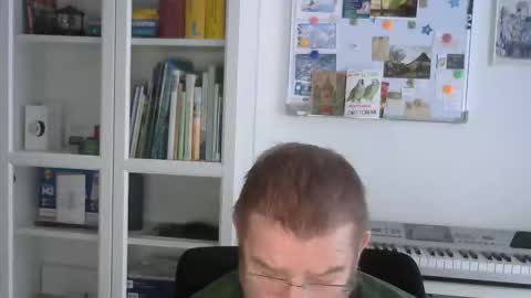 Snapshot of wolsch48 chatting on 02/12/26, 09:15 wolsch48 online show from 02/12/26, 09:15