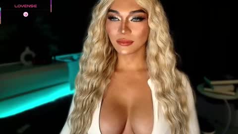 Julia online show from 11/16/25, 09:53