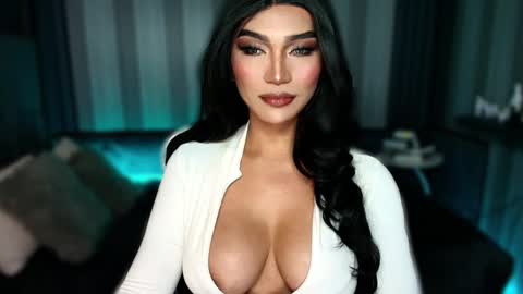 Julia online show from 11/28/25, 02:25