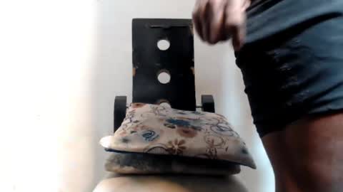 SHENIEL RODRIGUEZ online show from 01/19/25, 05:37