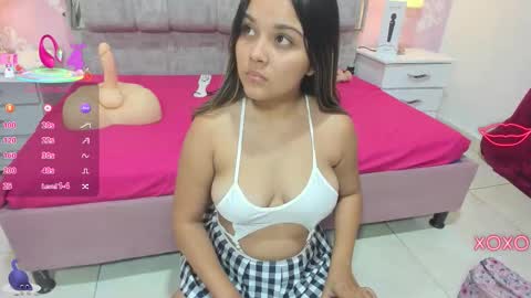 wonderkloe_ online show from 09/18/25, 08:00