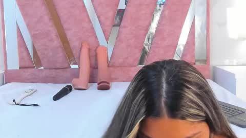 wonderkloe_ online show from 03/04/26, 02:06