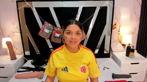 wonderkloe_ online show from 07/07/26, 07:51