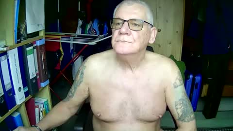 Always Horny online show from 12/18/25, 12:00