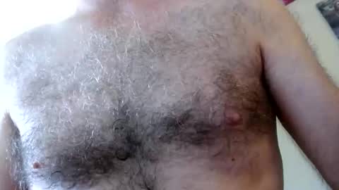 Snapshot of woodiesays chatting on 10/19/25, 04:29 WoodieSays online show from 10/19/25, 04:29