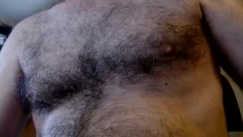 Snapshot of woodiesays chatting on 11/17/25, 05:19 WoodieSays online show from 11/17/25, 05:19