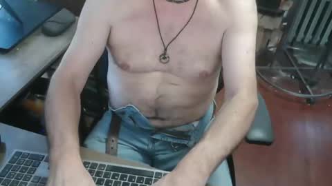 woodworker6473 online show from 06/01/26, 10:44