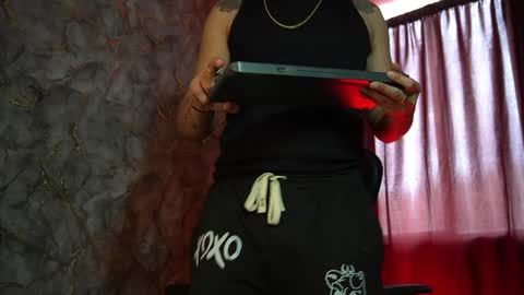 Snapshot of woondeer17 chatting on 02/20/26, 07:03 Woondeer online show from 02/20/26, 07:03