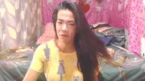 Snapshot of worldsexarika chatting on 05/15/26, 01:12 AIRA online show from 05/15/26, 01:12