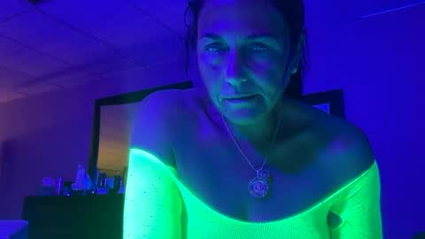 Snapshot of worthdaddy2cum chatting on 06/24/26, 06:40 cum4me online show from 06/24/26, 06:40