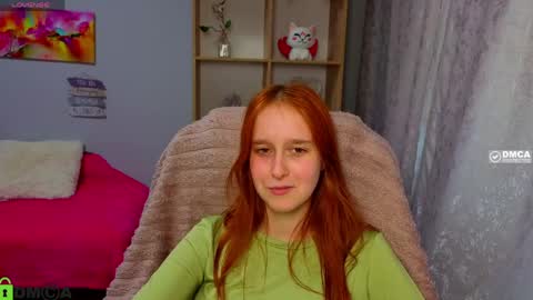 wow_emma_ online show from 04/18/26, 02:21