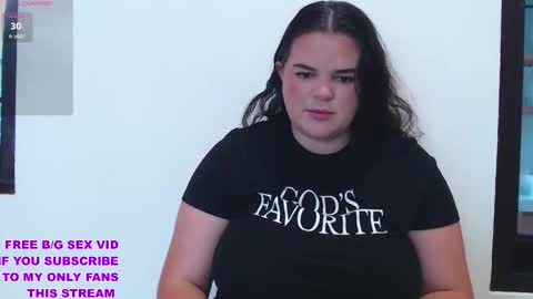 Snapshot of wow_its_kaitlyn chatting on 09/13/25, 07:19 Kaitlyn xx online show from 09/13/25, 07:19