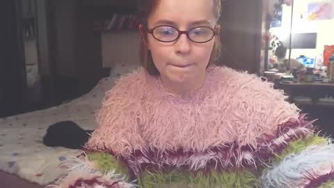 Rebecy online show from 12/16/25, 06:57